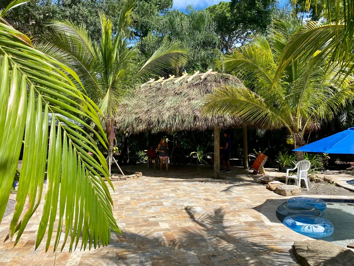 Tiki hut and outdoor structure — MyTikiPlace gallery, photo 7